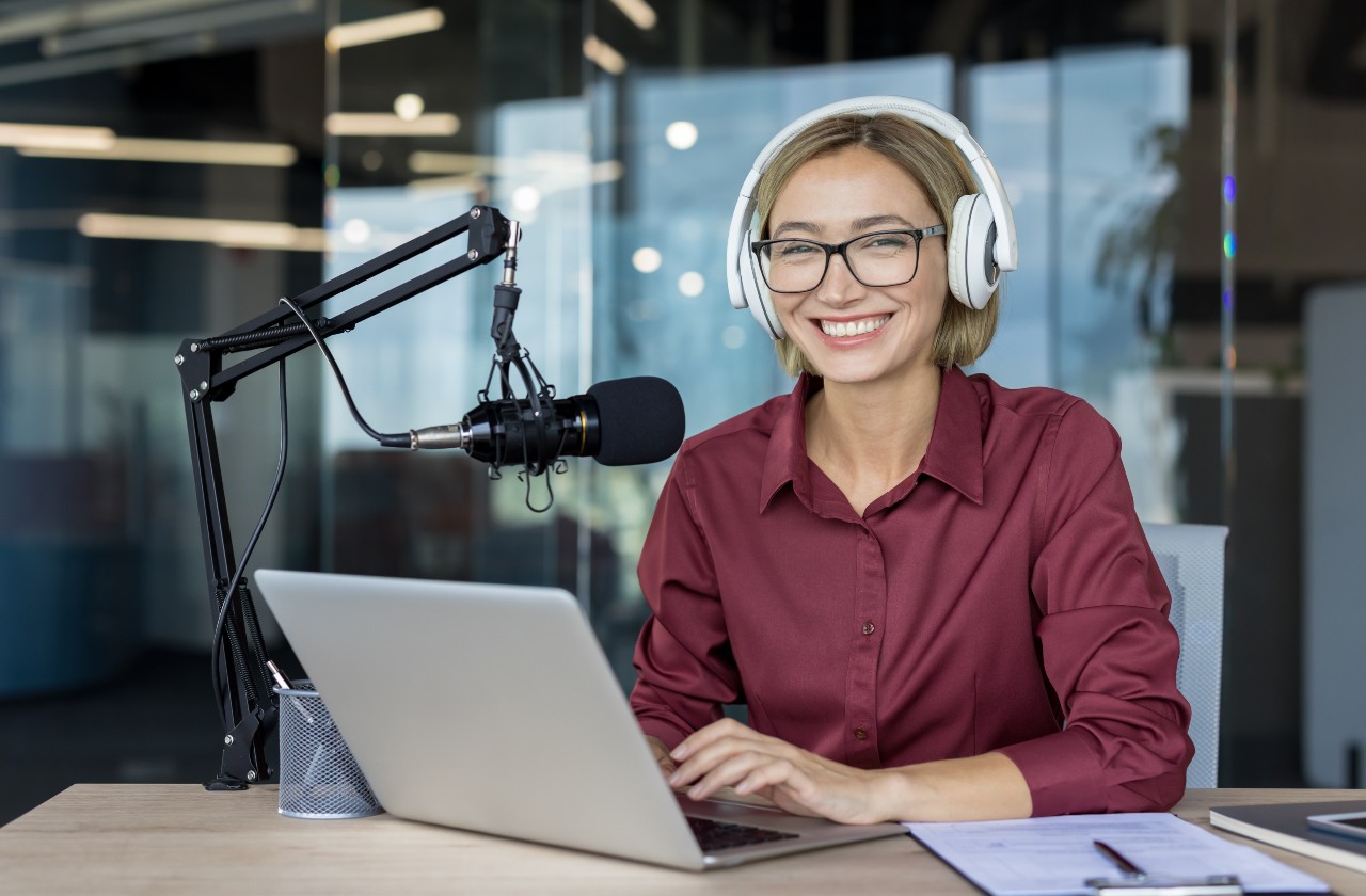 Podcasting for B2B Brands: 20 Stats that Make the Marketing Case