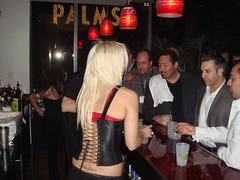 Pubcon Bartender at Yahoo Party