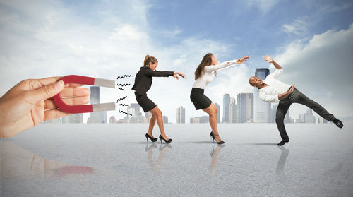 Attract web analytics metrics