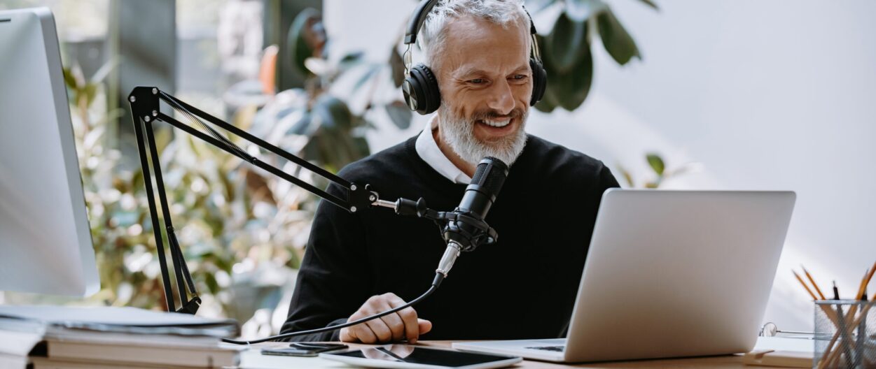 Mastering B2B Podcast Production: Pitfalls and Best Practices