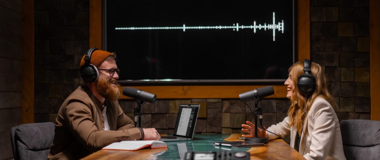 10 Podcasts to Elevate Your B2B Marketing in 2025