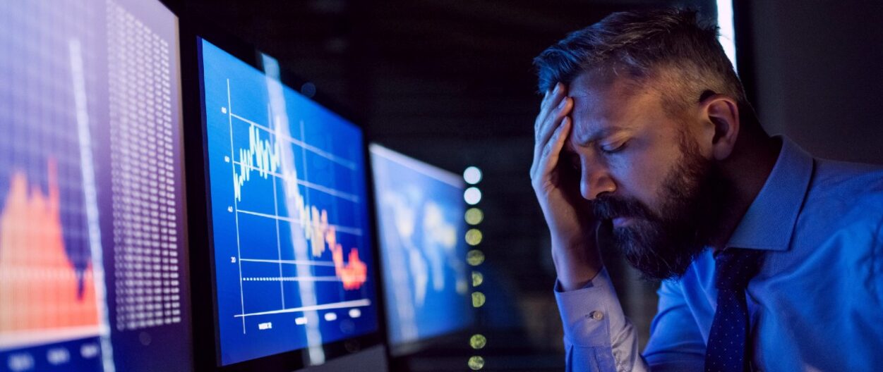 The 7 Worst Ways to Spend End-of-Year B2B Marketing Budget and What to Do Instead