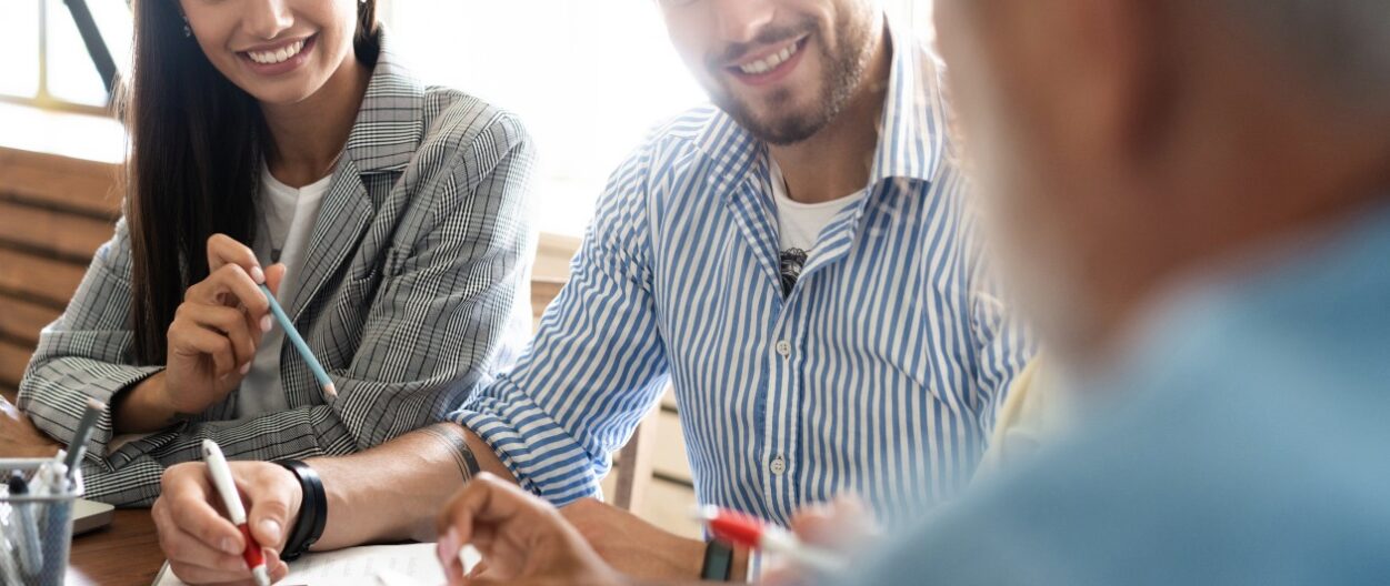 How to Best Work with a B2B Influencer and Creator Marketing Agency