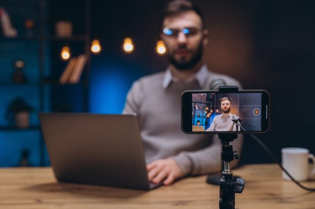 What Makes B2B Influencer Content Effective Right Now?